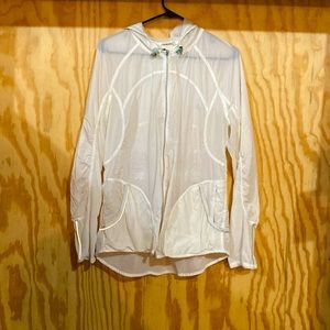 White lululemon windbreaker